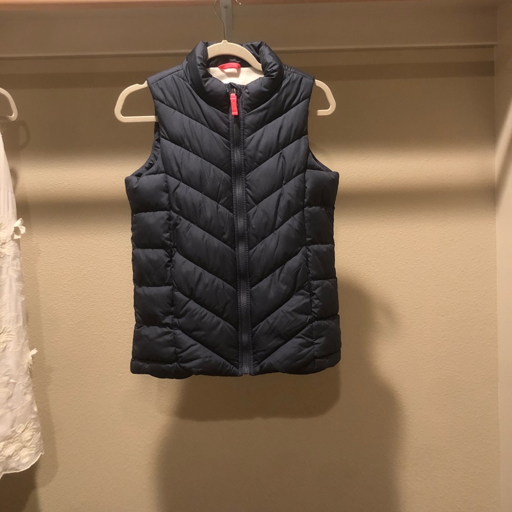 Old Navy girl vests size XL